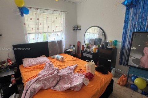 Adosado en alquiler en Miami, Florida, 4 dormitorios, 154.22 m2 № 2086167 - foto 10
