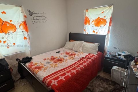 Adosado en alquiler en Miami, Florida, 4 dormitorios, 154.22 m2 № 2086167 - foto 14