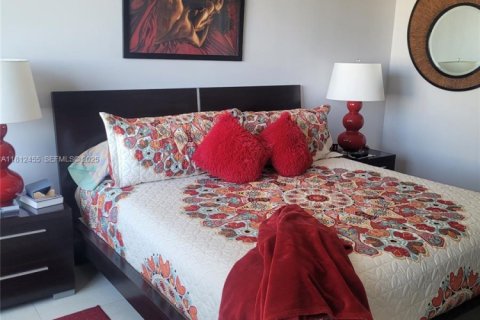 Condominio en venta en Hollywood, Florida, 2 dormitorios, 119.29 m2 № 1977405 - foto 20