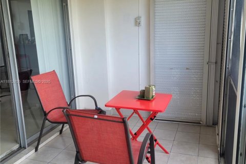 Condominio en venta en Hollywood, Florida, 2 dormitorios, 119.29 m2 № 1977405 - foto 24