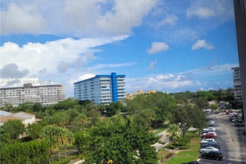 Condominio en venta en Hollywood, Florida, 2 dormitorios, 119.29 m2 № 1977405 - foto 28