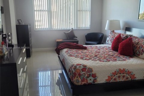 Condominio en venta en Hollywood, Florida, 2 dormitorios, 119.29 m2 № 1977405 - foto 21