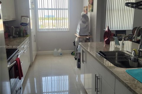 Condominio en venta en Hollywood, Florida, 2 dormitorios, 119.29 m2 № 1977405 - foto 5