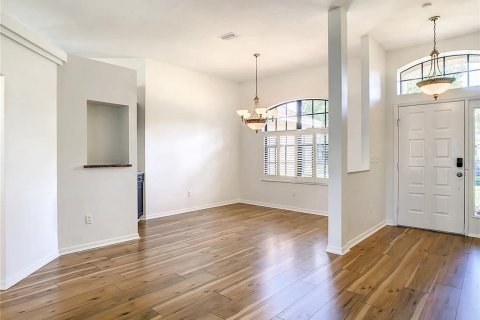 Villa ou maison à louer à Clearwater, Floride: 3 chambres, 160.72 m2 № 2167709 - photo 5
