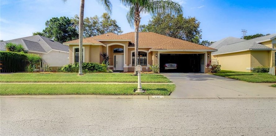 Villa ou maison à Clearwater, Floride 3 chambres, 160.72 m2 № 2167709