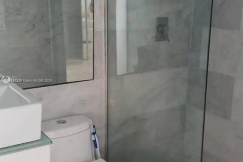 Condominio en venta en Miami Beach, Florida, 42.18 m2 № 1865175 - foto 5