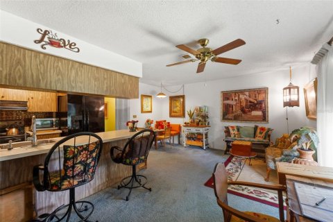 Casa en venta en Port Richey, Florida, 2 dormitorios, 132.11 m2 № 2122622 - foto 14