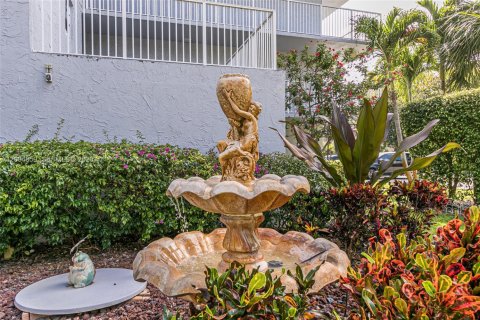 Condo in Margate, Florida, 2 bedrooms  № 2069001 - photo 30