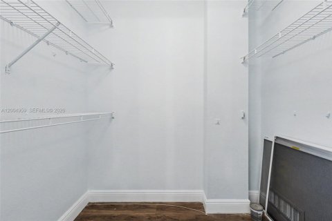 Condo in Margate, Florida, 2 bedrooms  № 2069001 - photo 16