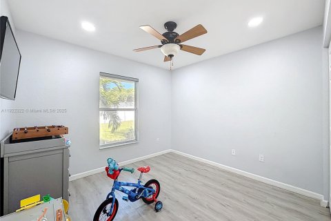 House in Port St. Lucie, Florida 3 bedrooms, 153.29 sq.m. № 1976272 - photo 28