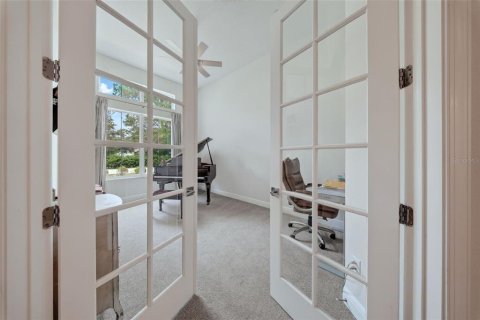 House in Lutz, Florida 5 bedrooms, 372.82 sq.m. № 2258229 - photo 30