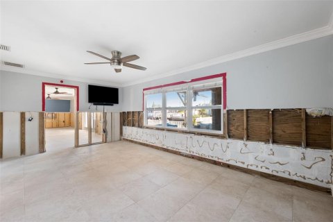 House in Hudson, Florida 3 bedrooms, 169.45 sq.m. № 1563378 - photo 27