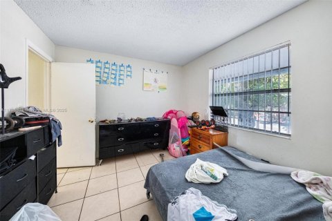 Купить коммерческую недвижимость в Лодерхилл, Флорида № 1959128 - фото 25