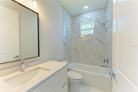 Casa en venta en Venice, Florida, 4 dormitorios, 181.9 m2 № 1430766 - foto 24