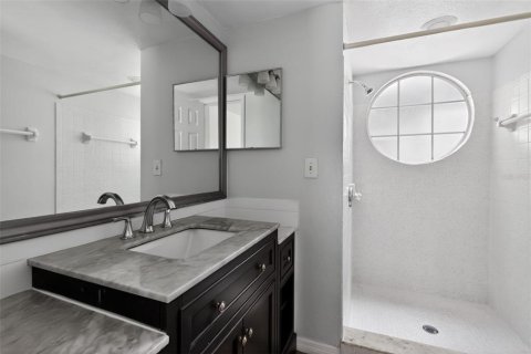 Copropriété à vendre à Kissimmee, Floride: 3 chambres, 123.19 m2 № 2100987 - photo 16