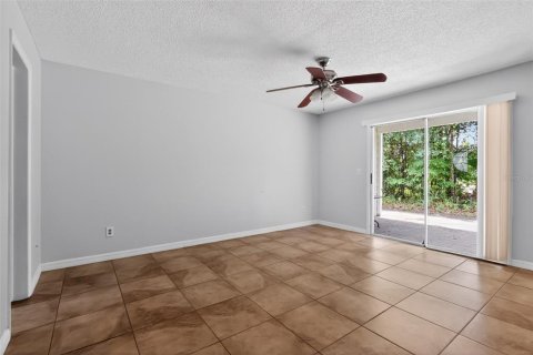 Copropriété à vendre à Kissimmee, Floride: 3 chambres, 123.19 m2 № 2100987 - photo 8