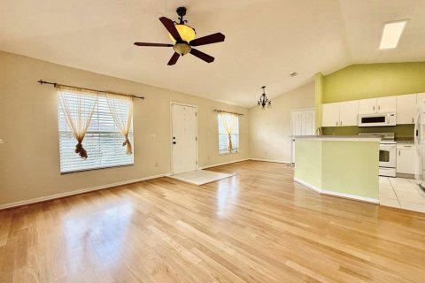 Villa ou maison à louer à Tampa, Floride: 3 chambres, 96.62 m2 № 2106857 - photo 5