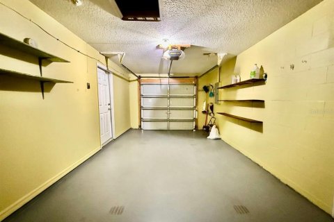 Villa ou maison à louer à Tampa, Floride: 3 chambres, 96.62 m2 № 2106857 - photo 18