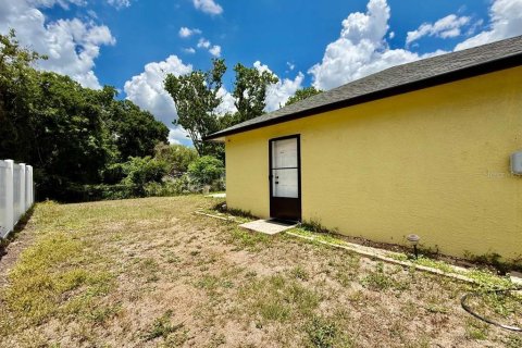 Villa ou maison à louer à Tampa, Floride: 3 chambres, 96.62 m2 № 2106857 - photo 19