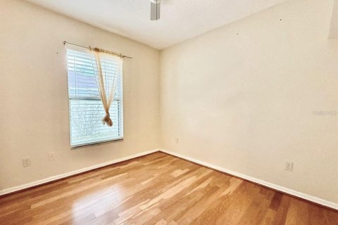 Villa ou maison à louer à Tampa, Floride: 3 chambres, 96.62 m2 № 2106857 - photo 9