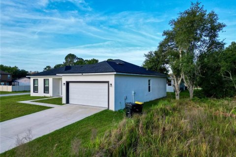 House in Poinciana, Florida 4 bedrooms, 166.3 sq.m. № 1805457 - photo 3