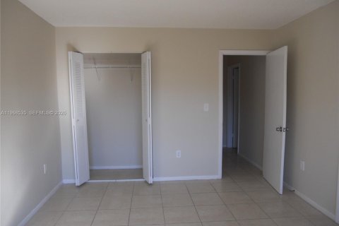 Adosado en venta en Homestead, Florida, 3 dormitorios, 114.46 m2 № 2030977 - foto 9