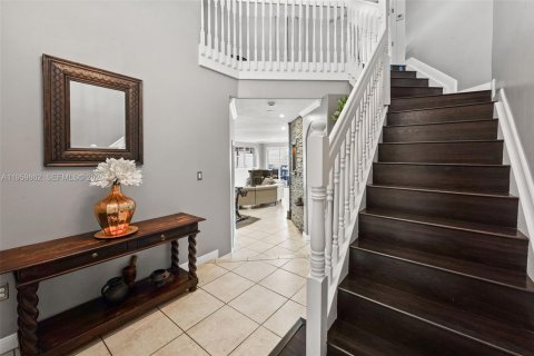 Casa en venta en Doral, Florida, 4 dormitorios, 225.66 m2 № 2020025 - foto 11