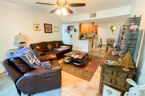 Copropriété à louer à Palm Harbor, Floride: 2 chambres, 83.43 m2 № 2096420 - photo 8