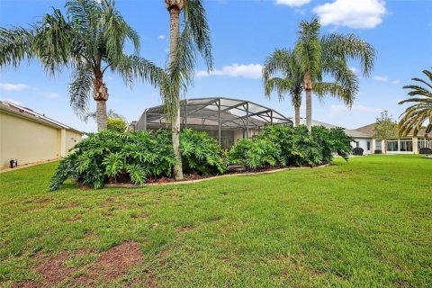 House in Leesburg, Florida 2 bedrooms, 191.84 sq.m. № 1916194 - photo 7