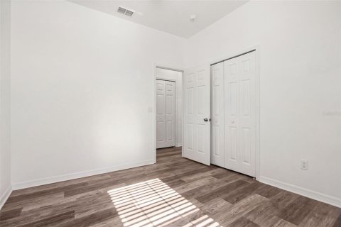 House in Orlando, Florida 4 bedrooms, 173.36 sq.m. № 2395859 - photo 20