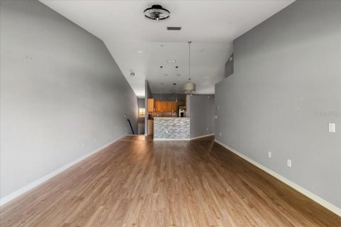 Copropriété à louer à Oxford, Floride: 3 chambres, 119.94 m2 № 2142621 - photo 16