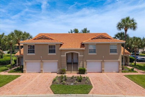 Condo à Oxford, Floride, 3 chambres № 2142621