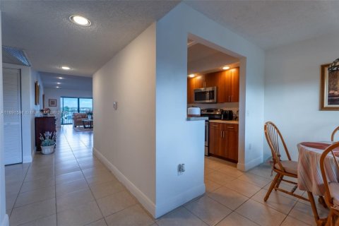Condominio en venta en Pembroke Pines, Florida, 2 dormitorios, 126.72 m2 № 1944773 - foto 3