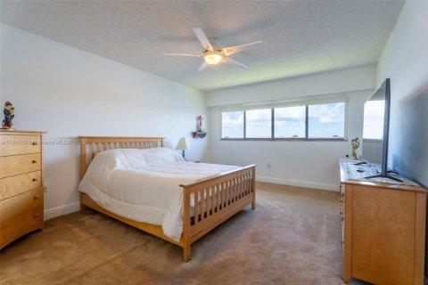 Condominio en venta en Pembroke Pines, Florida, 2 dormitorios, 126.72 m2 № 1944773 - foto 9