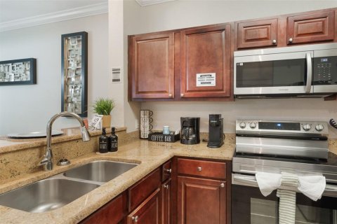 Condo in Davenport, Florida, 2 bedrooms  № 1718252 - photo 12