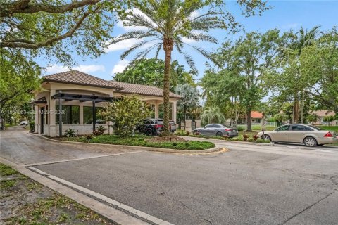 Casa en venta en Cooper City, Florida, 4 dormitorios, 237.09 m2 № 2049534 - foto 15