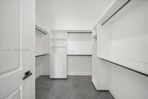 Villa ou maison à vendre à Cape Coral, Floride: 3 chambres, 128.86 m2 № 2080086 - photo 7