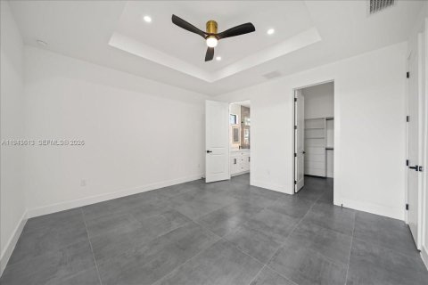 Villa ou maison à vendre à Cape Coral, Floride: 3 chambres, 128.86 m2 № 2080086 - photo 4