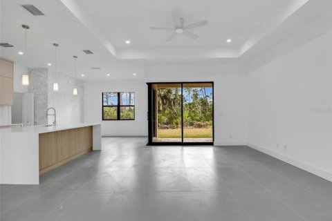 Villa ou maison à vendre à Englewood, Floride: 3 chambres, 172.24 m2 № 2232893 - photo 3
