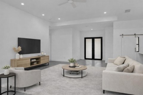 Villa ou maison à vendre à Englewood, Floride: 3 chambres, 172.24 m2 № 2232893 - photo 11