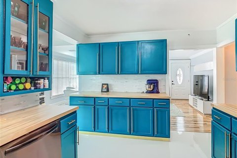 Купить виллу или дом в Киссимми, Флорида 8 комнат, 141.95м2, № 1657629 - фото 15