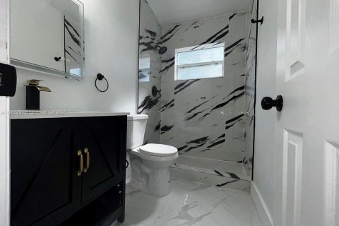 House in Fort Lauderdale, Florida 3 bedrooms, 86.96 sq.m. № 1890775 - photo 4