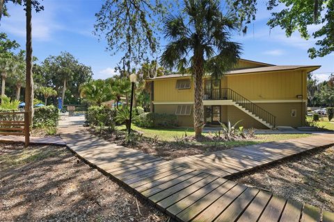 Copropriété à vendre à Deltona, Floride: 2 chambres, 83.33 m2 № 2099283 - photo 2