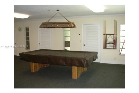 Copropriété à louer à Hallandale Beach, Floride: 2 chambres, 87.33 m2 № 1977145 - photo 15