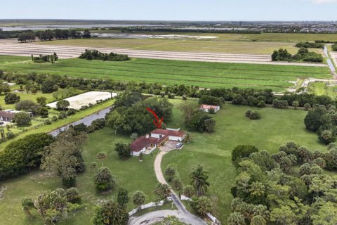 House in Loxahatchee Groves, Florida 3 bedrooms, 232.91 sq.m. № 2169865 - photo 9