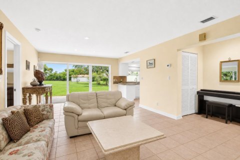House in Loxahatchee Groves, Florida 3 bedrooms, 232.91 sq.m. № 2169865 - photo 4