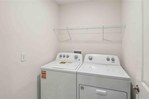 House in Ocala, Florida 3 bedrooms, 130.81 sq.m. № 1866753 - photo 13