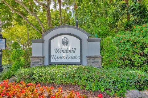 Villa ou maison à vendre à Weston, Floride: 7 chambres, 389.35 m2 № 2009486 - photo 6