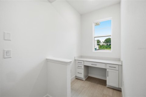 Villa ou maison à vendre à Apollo Beach, Floride: 3 chambres, 157.93 m2 № 2227159 - photo 5