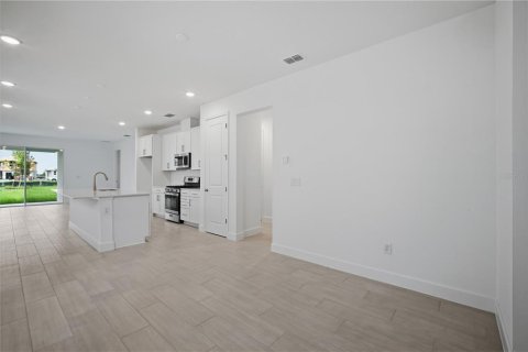 Villa ou maison à vendre à Apollo Beach, Floride: 3 chambres, 157.93 m2 № 2227159 - photo 6